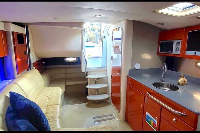 Dubai: Private Yacht Cruise on a 34 Ft Yacht - Meeting and Pickup