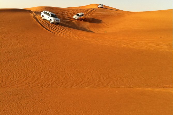 Dubai Red Dune Extreme Desert Safari Adventure With Sand Boarding - Pickup and Drop-Off From Central Dubai Included