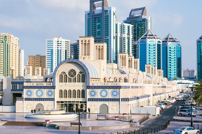 Dubai Sharjah City Tour With Private Transfer - Expert Guide Commentary