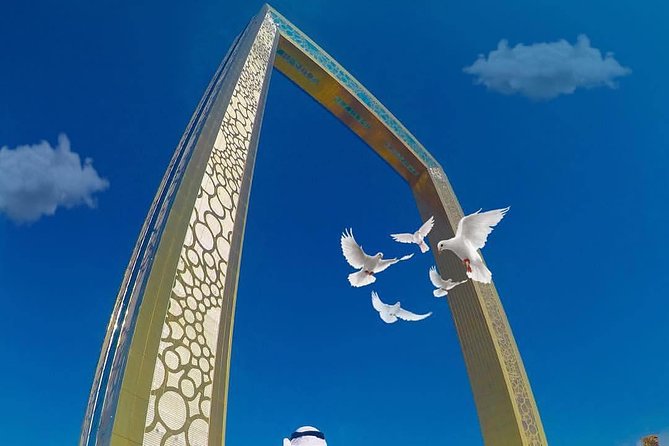 Dubai Sightseeing Tour in 4x4 Private Vehicle - Top Sights and Landmarks