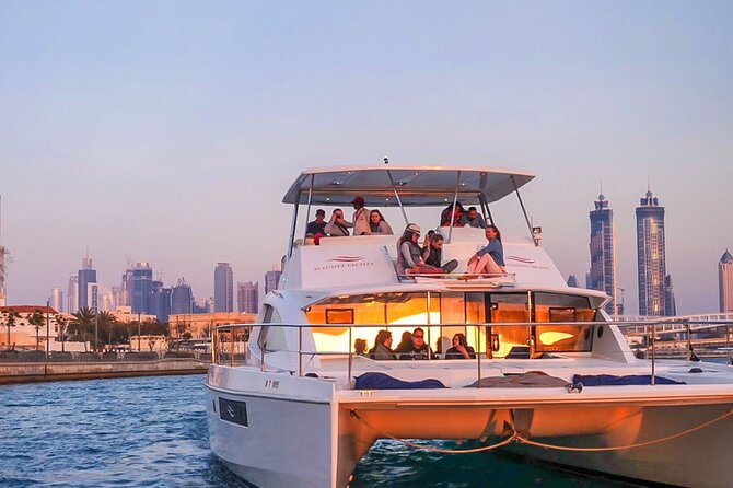Dubai Sky Walker Sharing Yacht Tour With Live BBQ and Drinks - Features