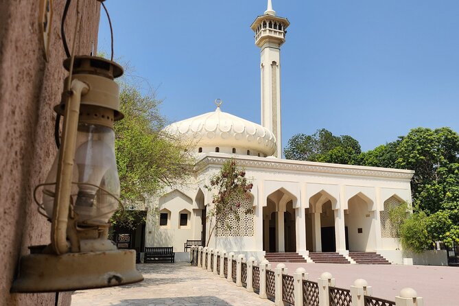 Dubai Souks, Museum Guided Tour With Boat Ride and Food Tastings - Meeting Point Information