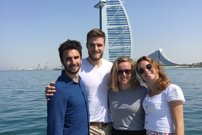 Dubai Speedboat Tour 60min - The Sum Up