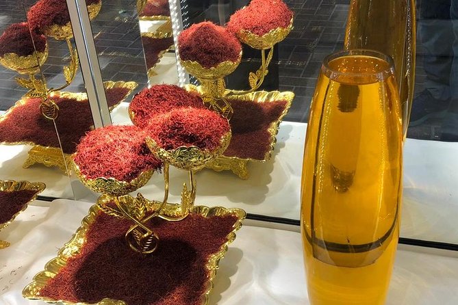 Dubai Spice, Gold, and Textile Souks Tour. - Exploring the Gold Souk