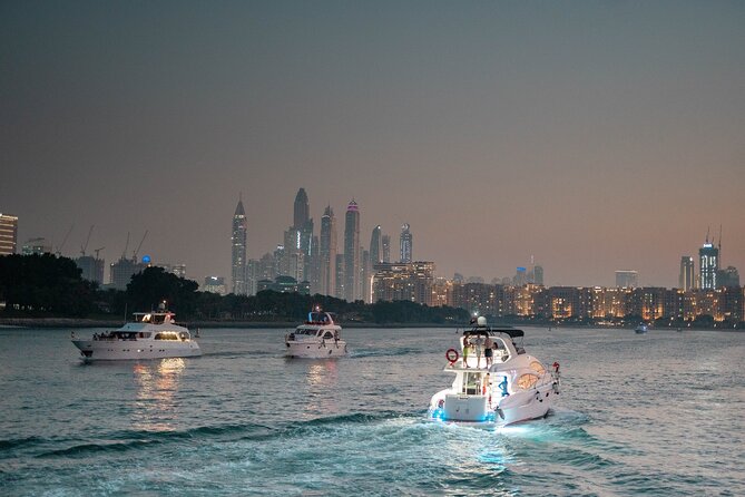 Dubai Sunset Cruise With Live BBQ and Drinks - Sunset Views and Photography