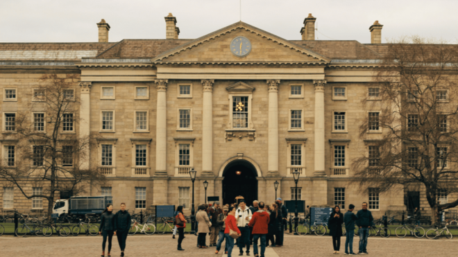 Dublin: 2 Hour City Center Guided Walking Tour - Legends of Christ Church