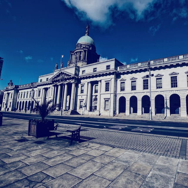 Dublin: 2-Hour Walking Tour with a Local Historian - The Practical Side