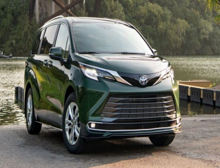 Dublin Airport: Private 1-Way Minivan Transfer to Dublin - Transfer Experience
