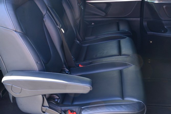 Dublin Airport To Killarney Town County Kerry Private Chauffeur Transfer - What to Expect From a Private Chauffeur Transfer
