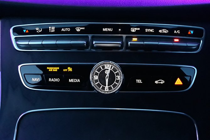 Dublin Airport to Limerick City Private Executive Car Service - Meeting and Pickup