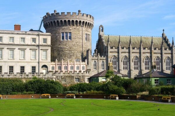 Dublin: Book of Kells, Dublin Castle and Christ Church Tour - The Book of Kells Experience