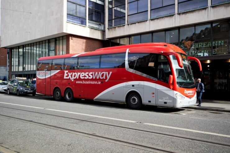 Dublin Bus Transfer From / to London - Travel Experience and Amenities