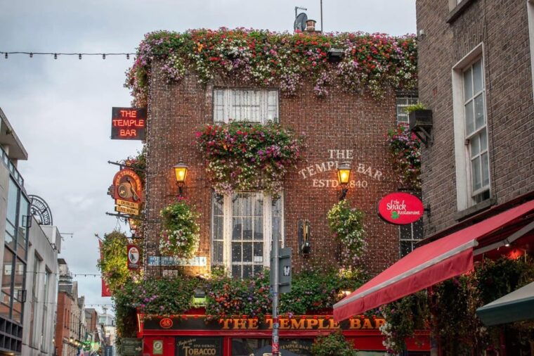 Dublin: Christmas Photo Experience (Private) - Why This Tour is Worth It