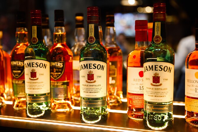 Dublin City and Temple Bar Tour With Irish Whiskey Museum - Whiskey Tasting and Attractions