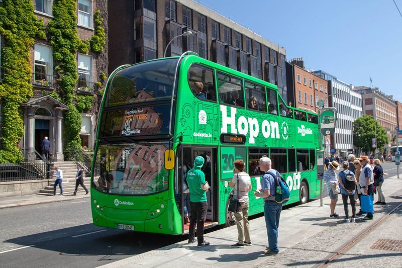 Dublin Express Airport Transfer & Hop-On Hop-Off Bus by DoDublin - At a glance