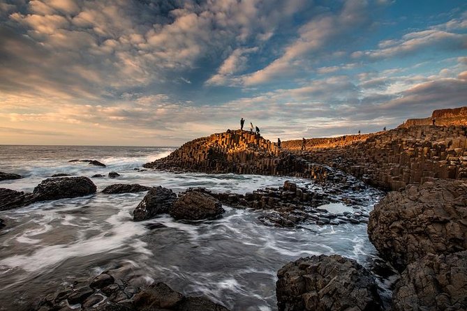 Dublin: Giants Causeway, Dunluce Castle, Dark Hedges and Belfast - Tour Overview