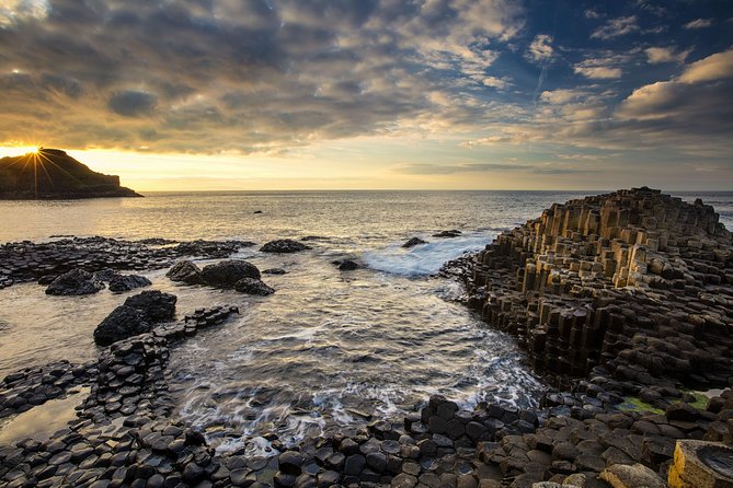 Dublin: Giants Causeway, Dunluce Castle, Dark Hedges and Belfast - Additional Information