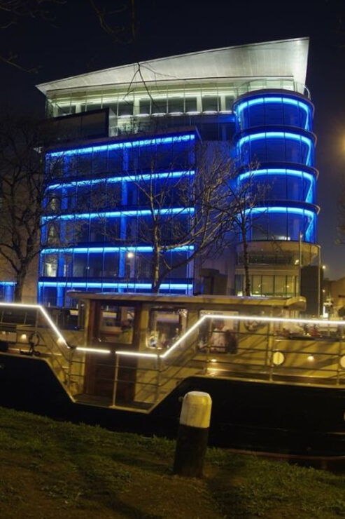 Dublin: Grand Canal Cruise With Dinner - Experience and Amenities