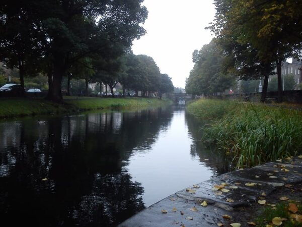 Dublin: Grand Canal Cruise With Dinner - Frequently Asked Questions