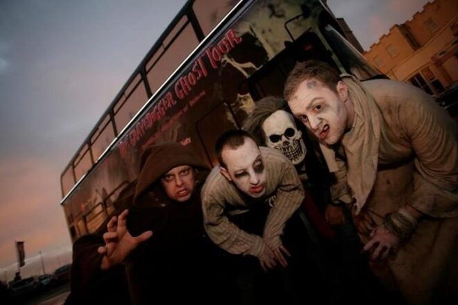 Dublin Gravedigger 2-Hour Ghost Bus Tour - Selecting Participants and Checking Date Availability