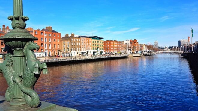 Dublin: Guided Sights and Pints Tour - Traveler Reviews and Experience
