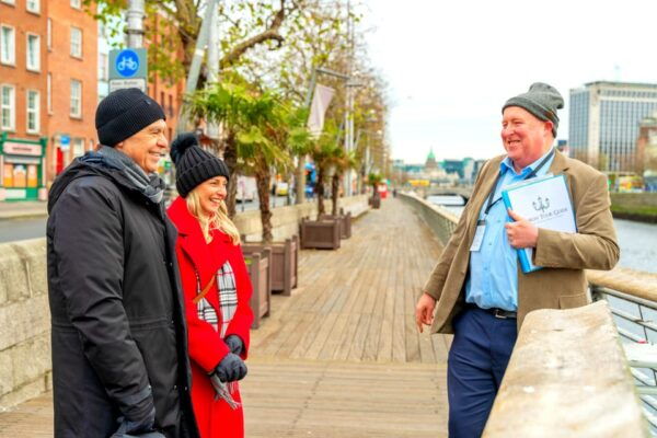 Dublin: Guided Sights and Pints Tour - Exploring Dublins Dual Personality