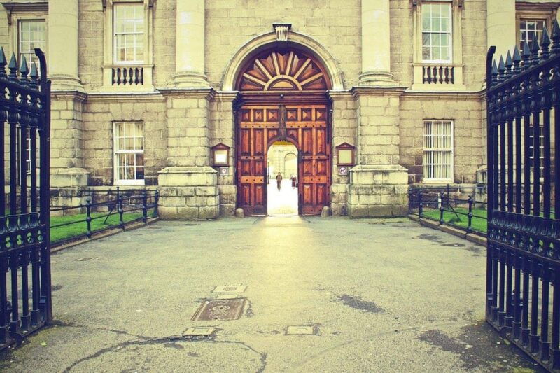 Dublin: Guided Walking Tour of the City Center - Good To Know