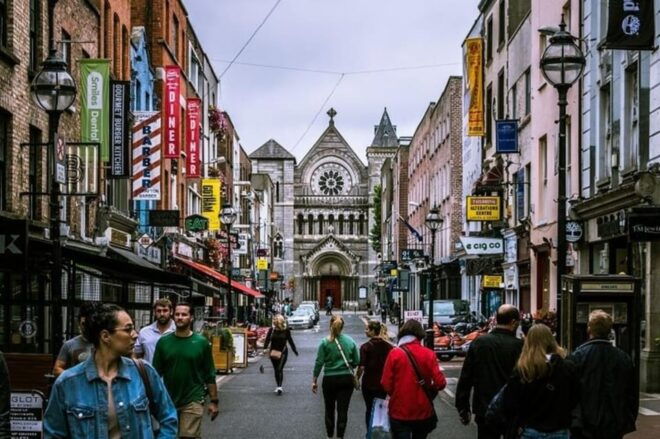 Dublin: Highlights and Hidden Gems Walking Tour - Historical Significance of Hapenny Bridge