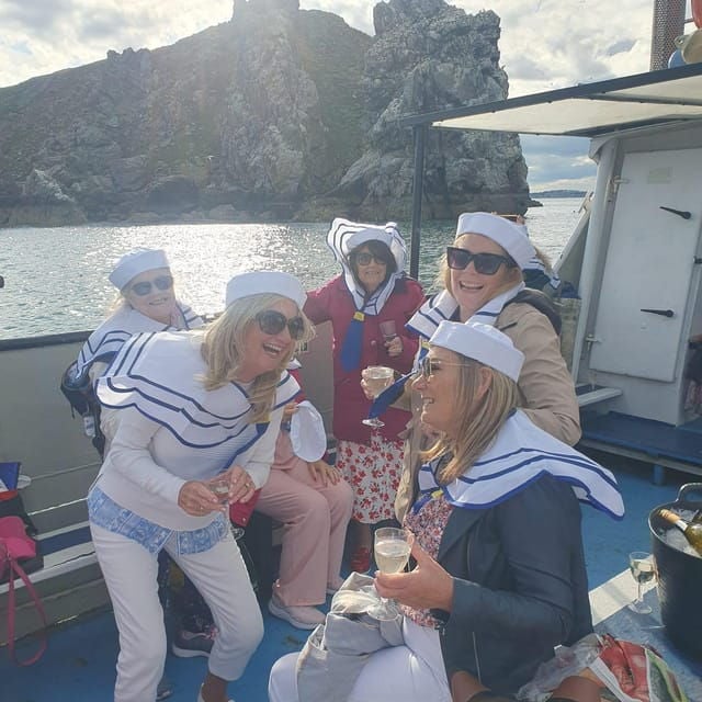 Dublin: Howth Cliffs and Lighthouse Boat Tour - The Experience in Detail