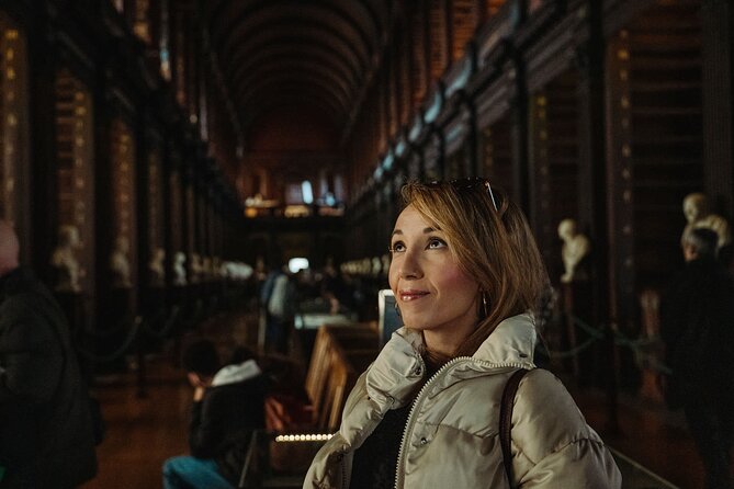 Dublin in a Day: Book of Kells, Guinness, Distillery & Castle - Delving Into Dublins Distillery and Castle