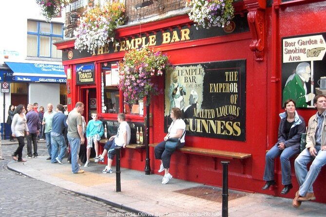 Dublin in a Day: Book of Kells & Guinness Storehouse Private Tour - Tour Start and End Points