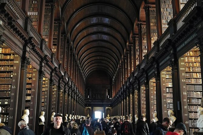 Dublin Literary Tour With a Local Expert: Custom & Private - Following Famous Footsteps