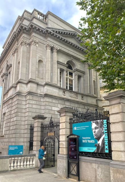 Dublin: Literary Walking Tour - Wilde, Yeats & Joyce - Detailed breakdown of the itinerary