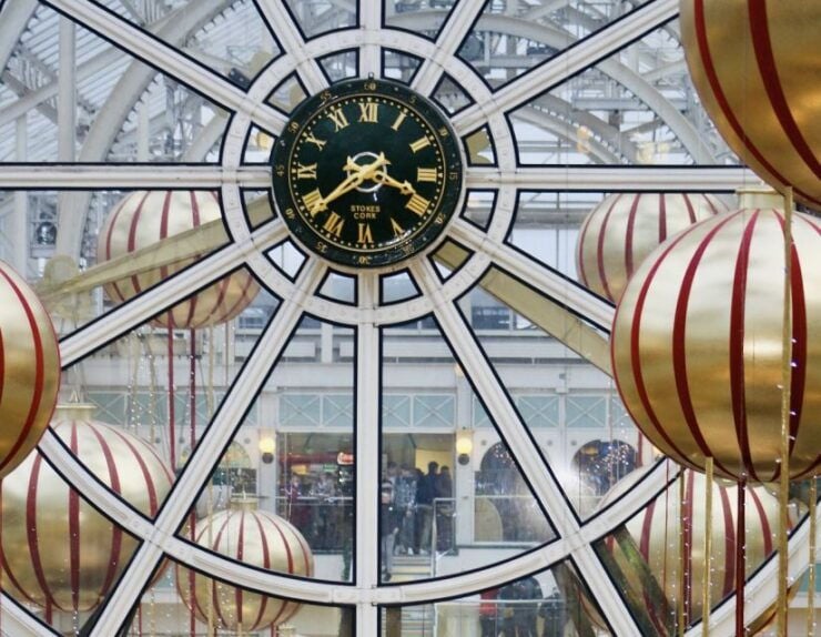 Dublin: Magic Christmas, Myths & Legends Private Guided Tour - Enchanting Christmas Atmosphere in Dublin