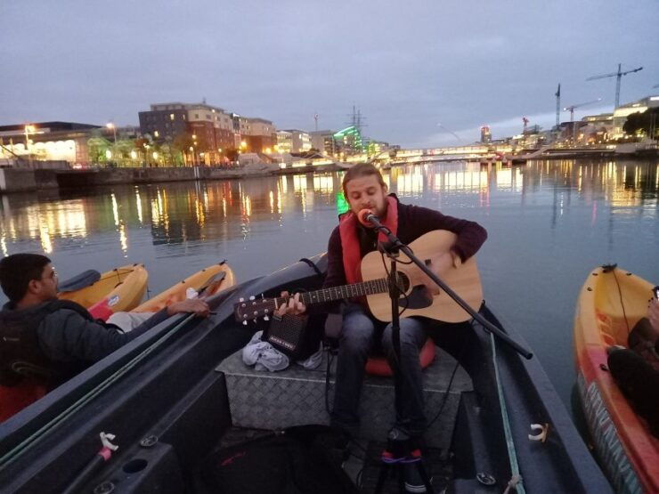 Dublin: Music Under the Bridges Kayaking Tour - Experience