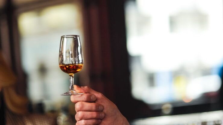 Dublin: Premium Whiskey Tasting Guided by Local Expert - Activity Details