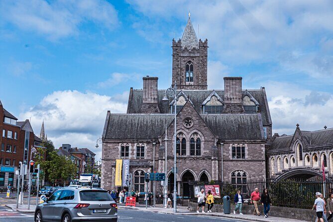 Dublin: Private Chauffeur Tour - Authenticities from Reviews