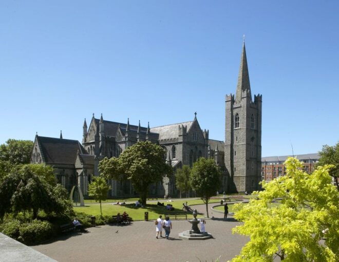 Dublin: Skip-the-Line St.Patrick's Cathedral & Irish Whiskey - Exploring St. Patricks Cathedral Gardens