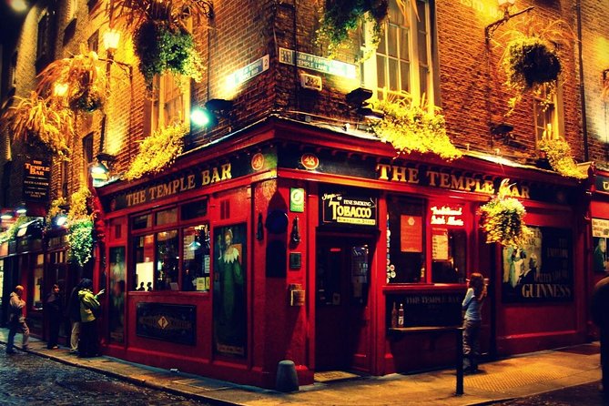 Dublin Temple Bar Night Tour in English - Tour Overview and Highlights