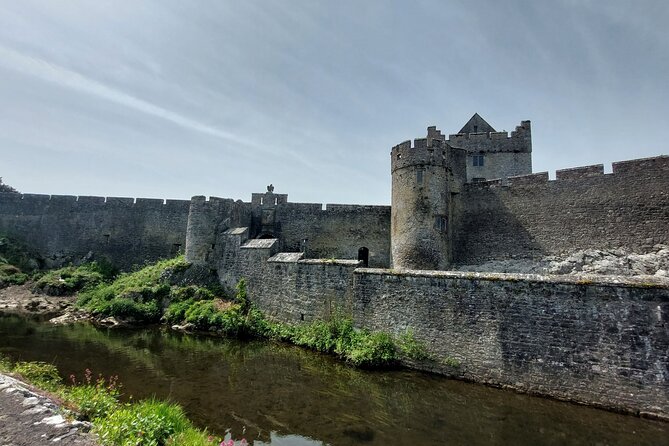 Dublin to Cork via The Rock of Cashel, Cahir, and Blarney Castle. - Unveiling the Secrets of Blarney Castle