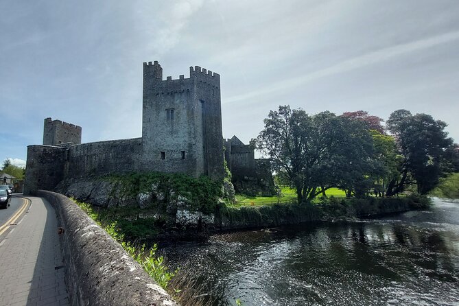 Dublin to Cork via The Rock of Cashel, Cahir, and Blarney Castle. - Scenic Drive From Blarney Castle to Cork City