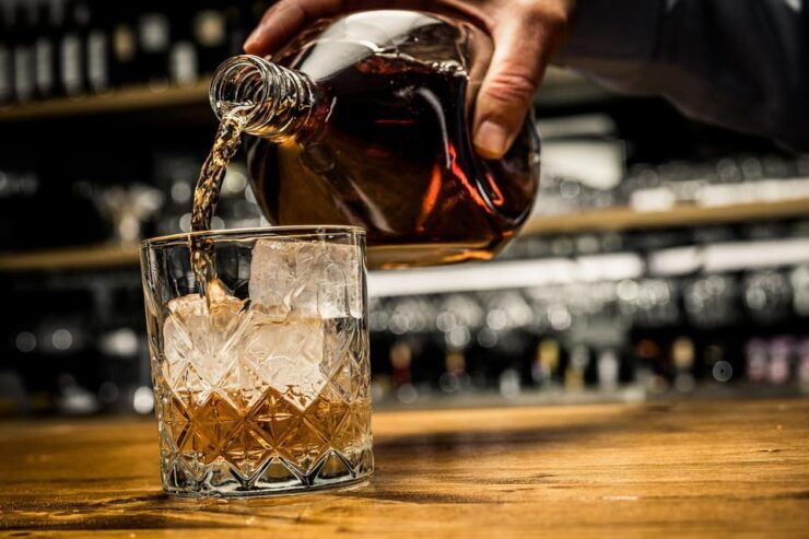 Dublin Whiskey Trail:Experience Historic Pubs & Local Flavor - Discovering Dublins Finest Whiskeys