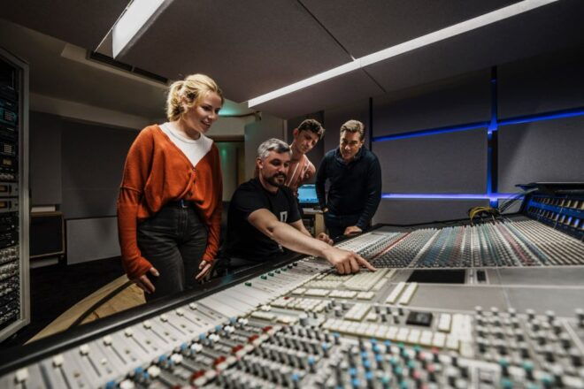 Dublin: Windmill Lane Recording Studios Tour - Customer Reviews