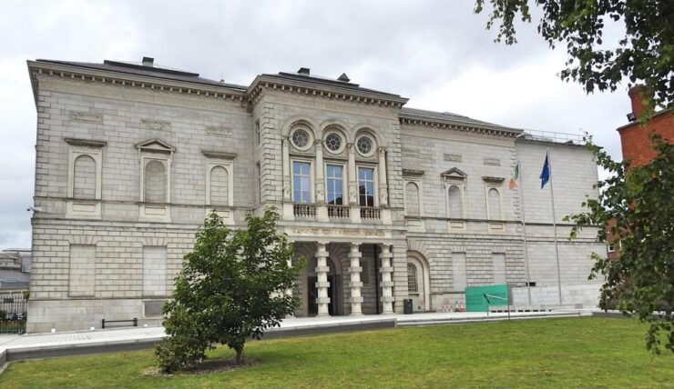 Dublin's Artistic Heart: A Craft and Culture Walk - Discovering Temple Bar