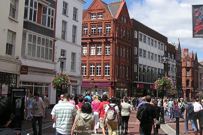 Dublins Literary History: Private Off The Beaten Path Walking Tour - Starting Point: Oscar Wilde Memorial