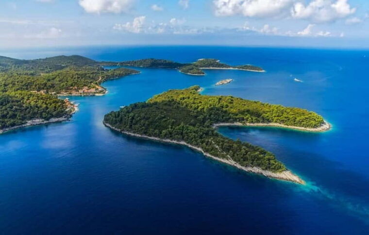 Dubrovnik: 3 Island Boat Tour with Lunch and Guide - The Real Experience: What Do Travelers Say?