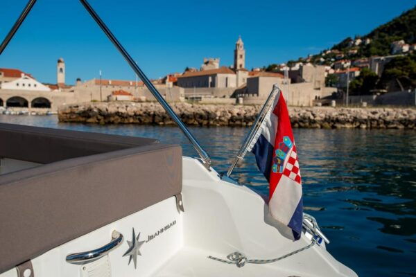 Dubrovnik Archipelago: Private Local Guided Speedboat Tour - Exploring Koločep Island