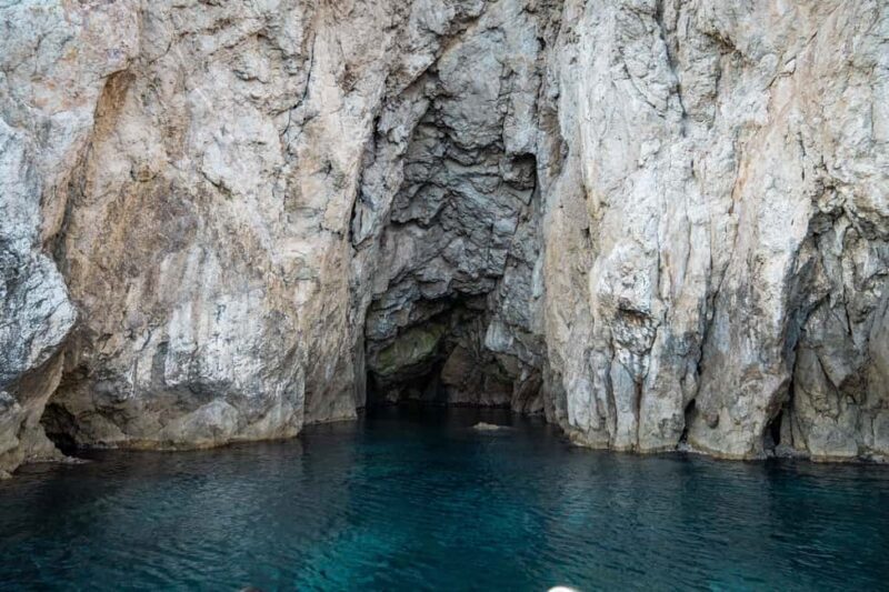 Dubrovnik: Blue Cave small group tour - FAQs