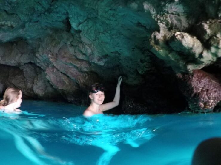 Dubrovnik: Blue Cave & Sunj Beach Boat Tour With Drinks - Experience Highlights