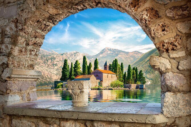 Dubrovnik Day Tour: Montenegro with Kotor, Perast, Boat Ride - Transportation and Group Experience